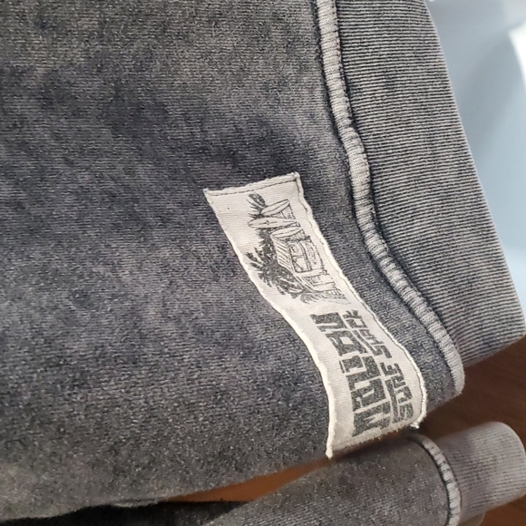 MALIBU SURF SHACK hoodie.    #4239 - Picture 7 of 8